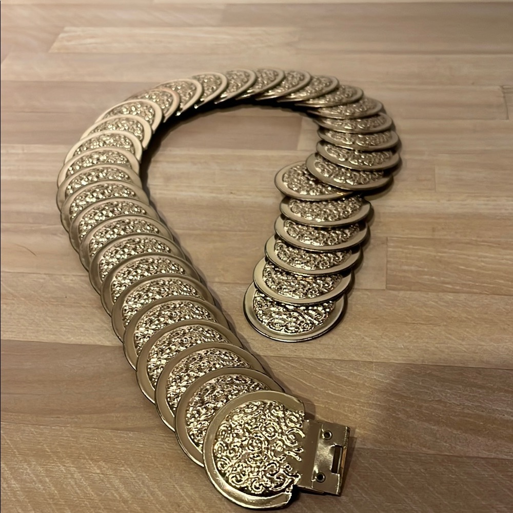 Gold Women's Belt with elastic for stretch